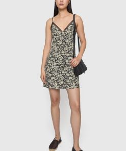 Gridthreads.shopf816e5628d 1